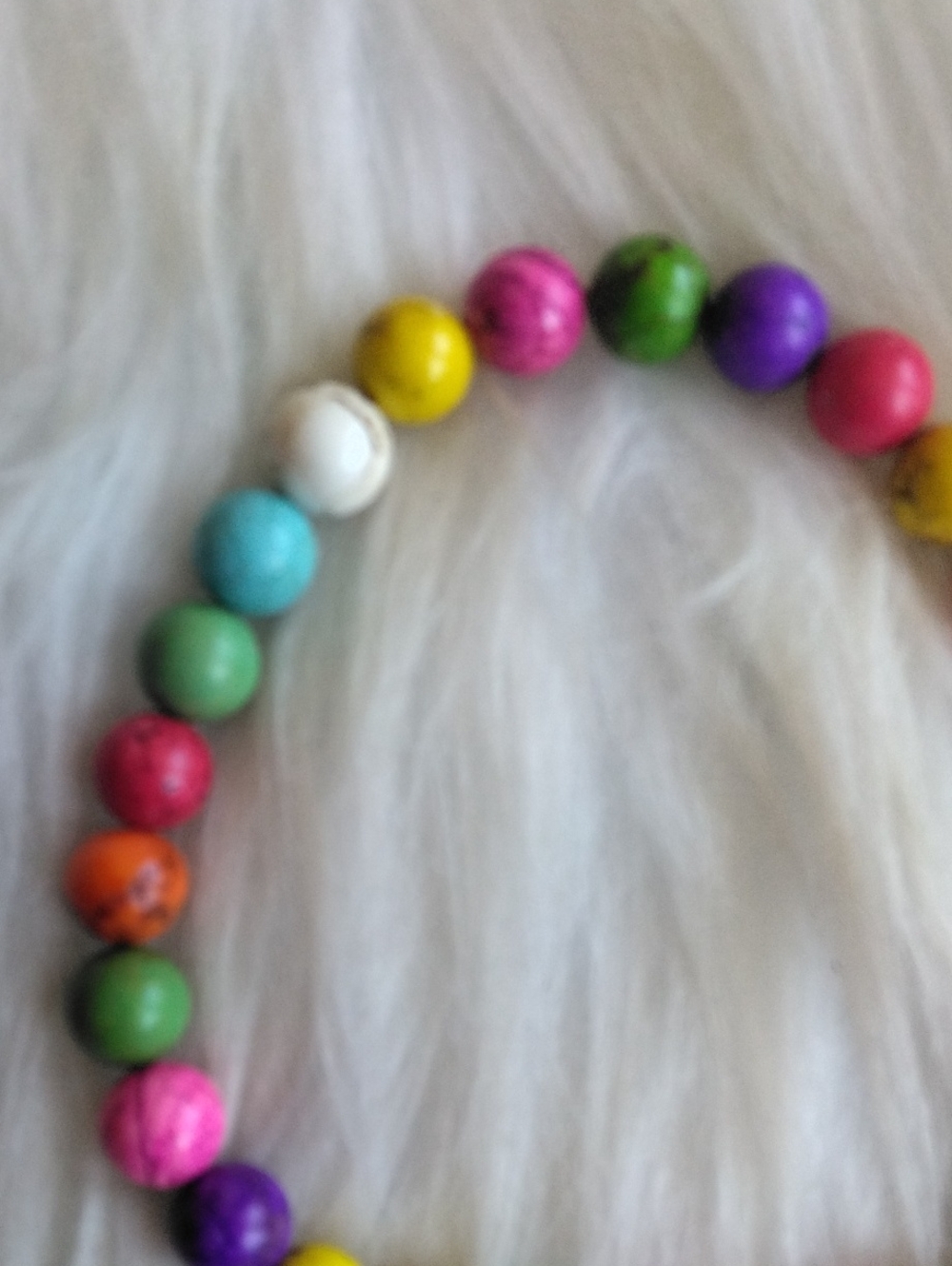 Plus Size Multicolor Howlite Rhinestone Stretchy Bracelet - Picture 3 of 4